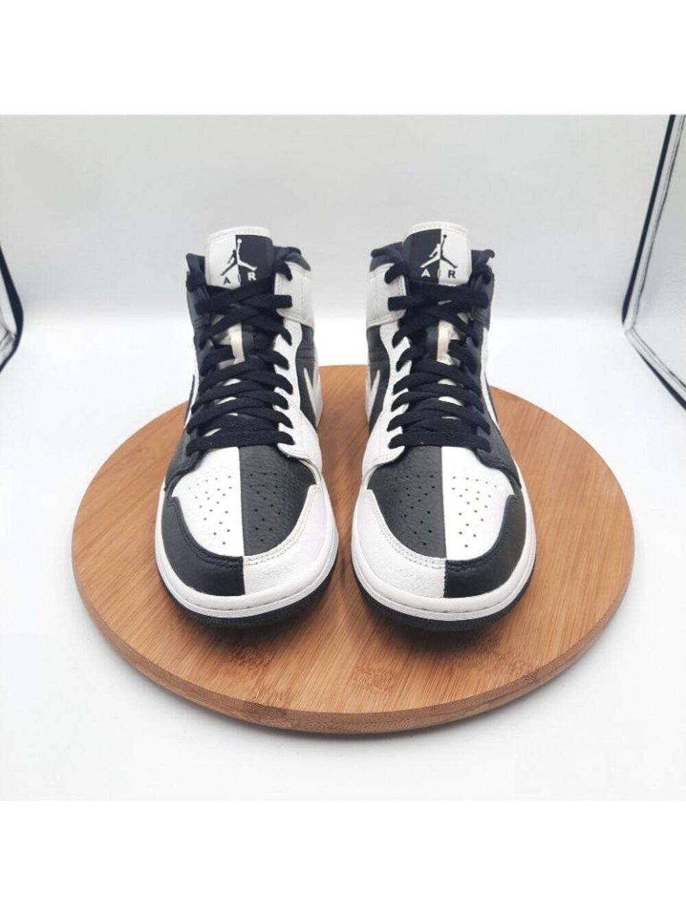 Nike Air Jordan 1 Mid SE Split Homage Womens Size 9 Shoes Black White Sneakers - Picture 2 of 10